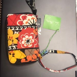 Vera Bradley Carry It All Wristlet CanterBerry